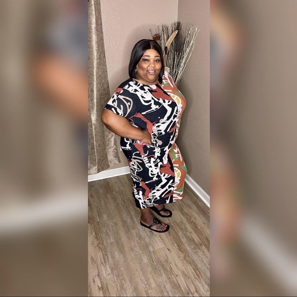 Graffiti Dress - Picture 6 of 8